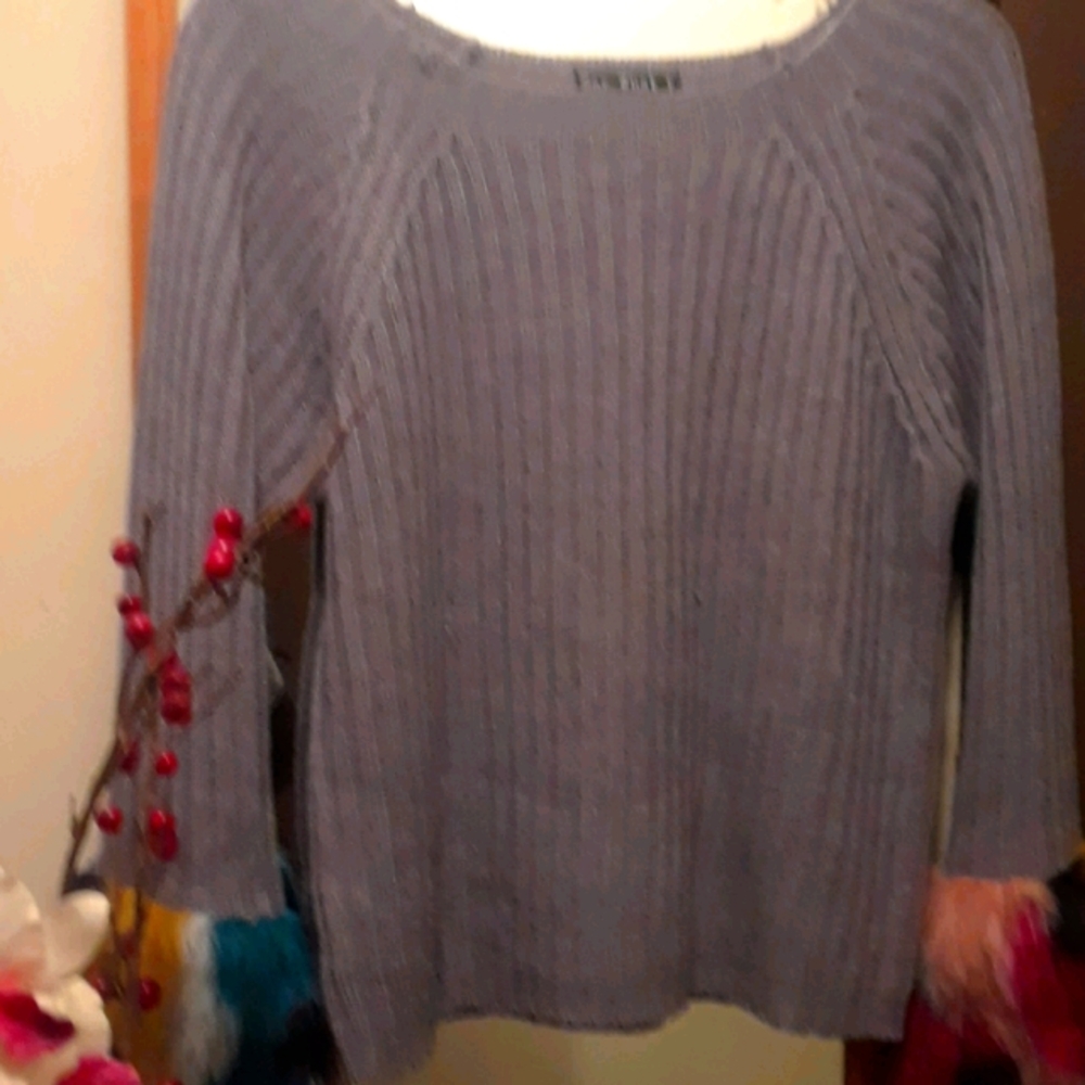LIGHT WEIGHT SWEATERS CREW NECK LINE
